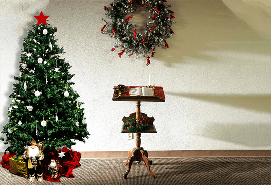 Red and White Garland Indoor Christmas Tree Photo Booth Backdrop